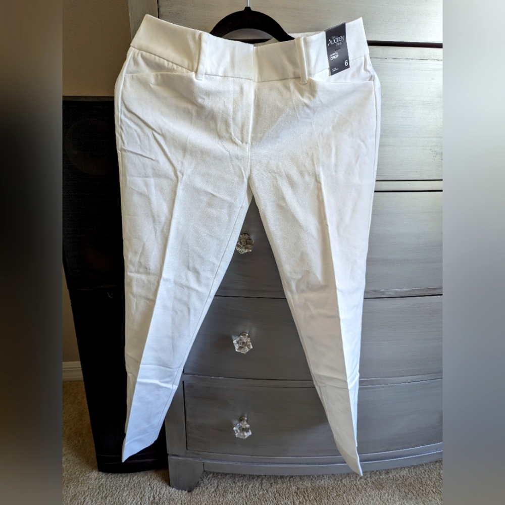Pants 7th Avenue The Audrey Pant Slim Leg Crop Size 6